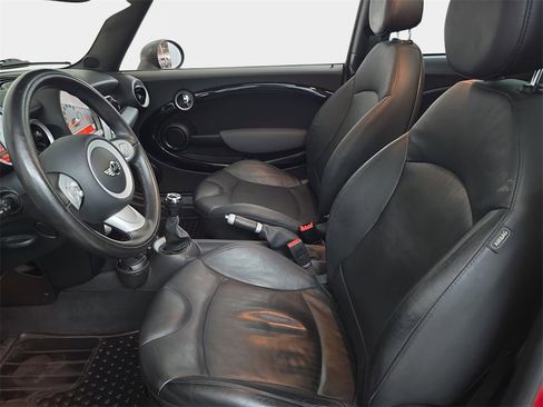 Used 2009 MINI Cooper Hardtop image 16