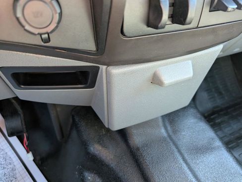 Used 2016 Ford F250 XL w/ Power Equipment Group AWD/4WD image 23