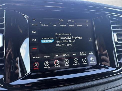 Used 2024 Dodge Durango SXT image 19