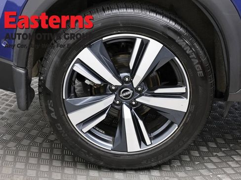 Used 2023 Nissan Rogue Platinum w/ Platinum Premium Package AWD/4WD image 32
