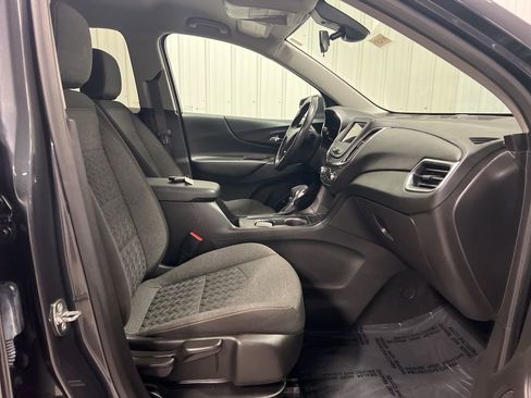 Certified 2022 Chevrolet Equinox LT image 10