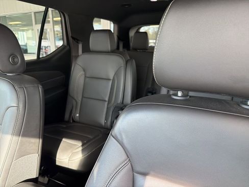 Used 2023 Chevrolet Traverse LT w/ LPO, Cargo Package image 23