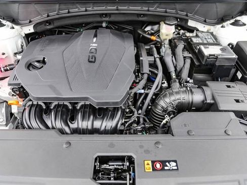 Certified 2024 Hyundai Tucson SE image 14