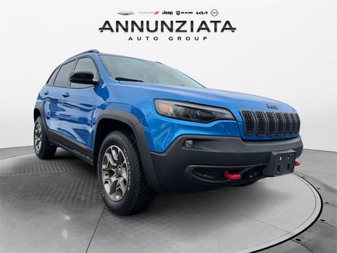 Used 2022 Jeep Cherokee Trailhawk image 7