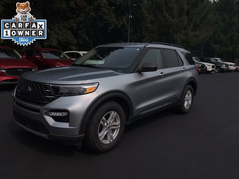 Used 2023 Ford Explorer XLT w/ Equipment Group 202A AWD/4WD image 1