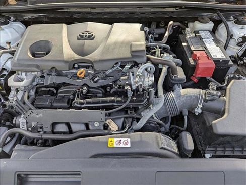 Used 2023 Toyota Camry SE image 21