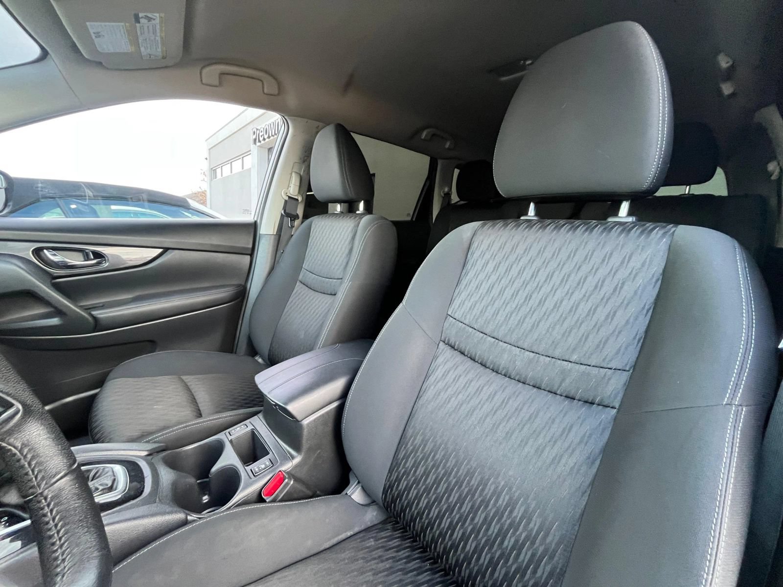 Used 2020 Nissan Rogue S w/ Special Edition Package AWD/4WD image 28