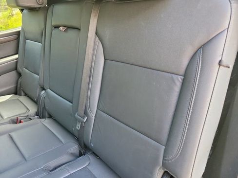 Used 2025 Chevrolet Tahoe LT AWD/4WD image 9