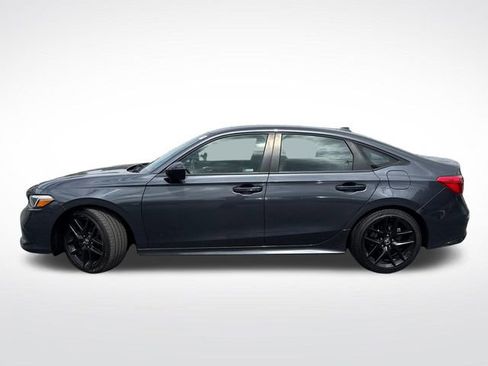 Used 2022 Honda Civic Sport image 2