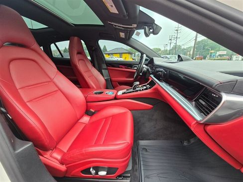 Used 2018 Porsche Panamera 4 AWD/4WD image 19