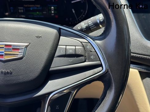 Used 2019 Cadillac XT5 FWD image 19