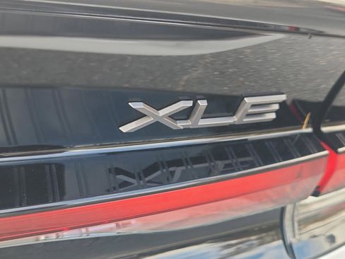 Certified 2024 Toyota Prius XLE image 30