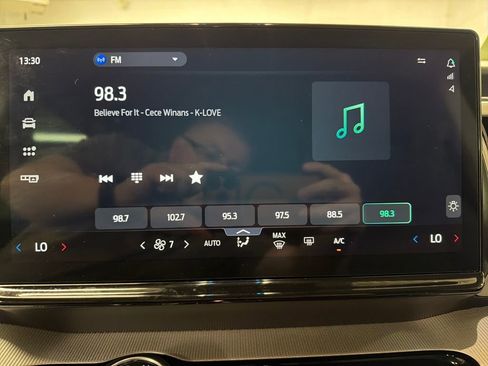 Used 2025 Ford Expedition Active image 25