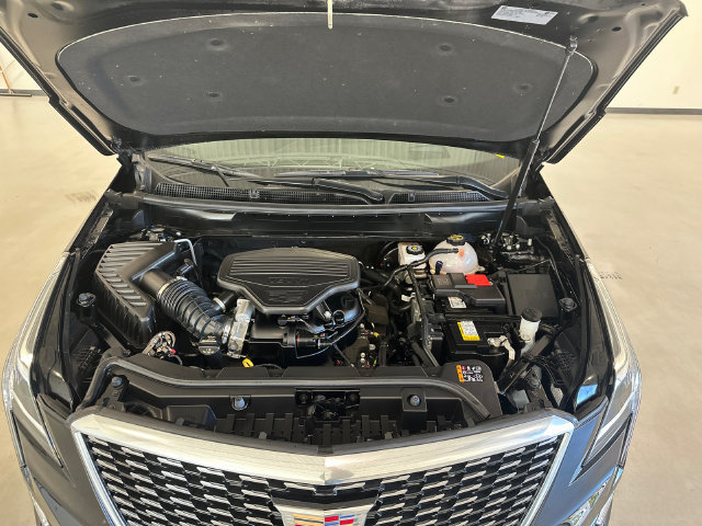Certified 2025 Cadillac XT5 Premium Luxury w/ Technology Package AWD/4WD image 31
