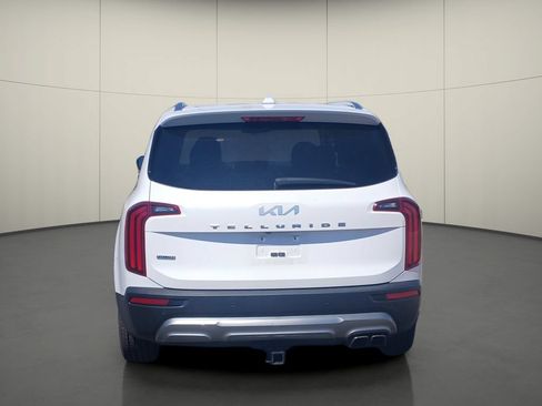 Used 2022 Kia Telluride EX w/ EX Premium Package AWD/4WD image 6