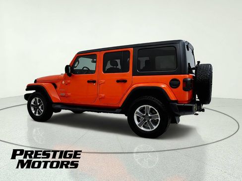 Used 2020 Jeep Wrangler Unlimited Sahara w/ Uconnect 4C Nav & Sound Group AWD/4WD image 5