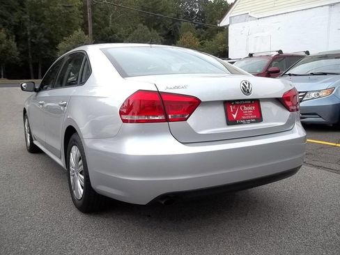 Used 2014 Volkswagen Passat 1.8T S image 3