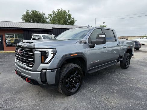 Used 2024 GMC Sierra 2500 AT4 w/ AT4 Premium Plus Package AWD/4WD image 1