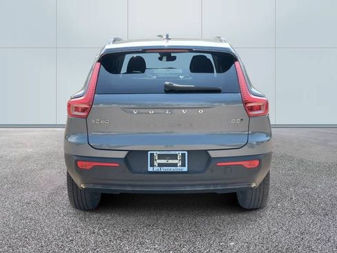 Certified 2023 Volvo XC40 B5 Plus w/ Driver Assist Package AWD/4WD image 5