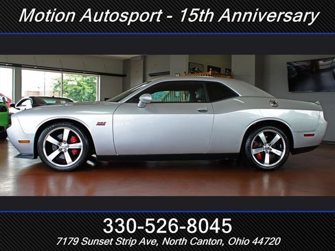 Used 2012 Dodge Challenger SRT8 RWD image 7