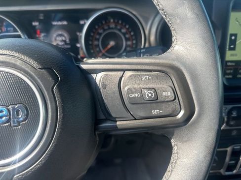 Used 2022 Jeep Wrangler Unlimited Sport image 25