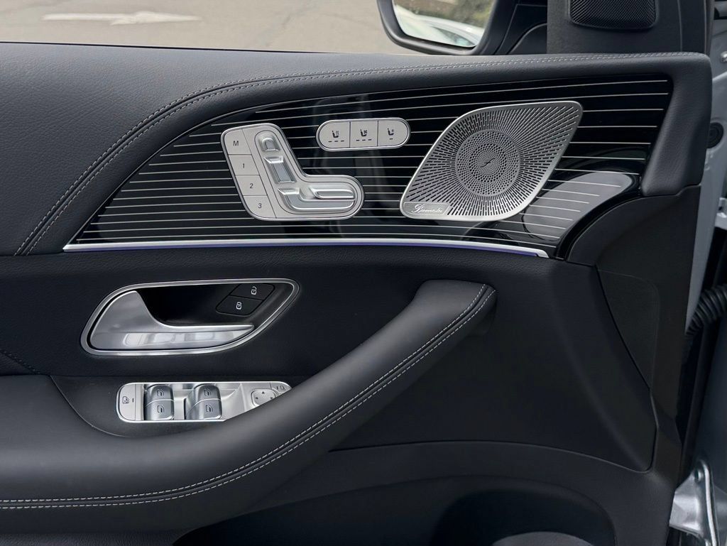 New 2026 Mercedes-Benz GLE 53 AMG 4MATIC image 17