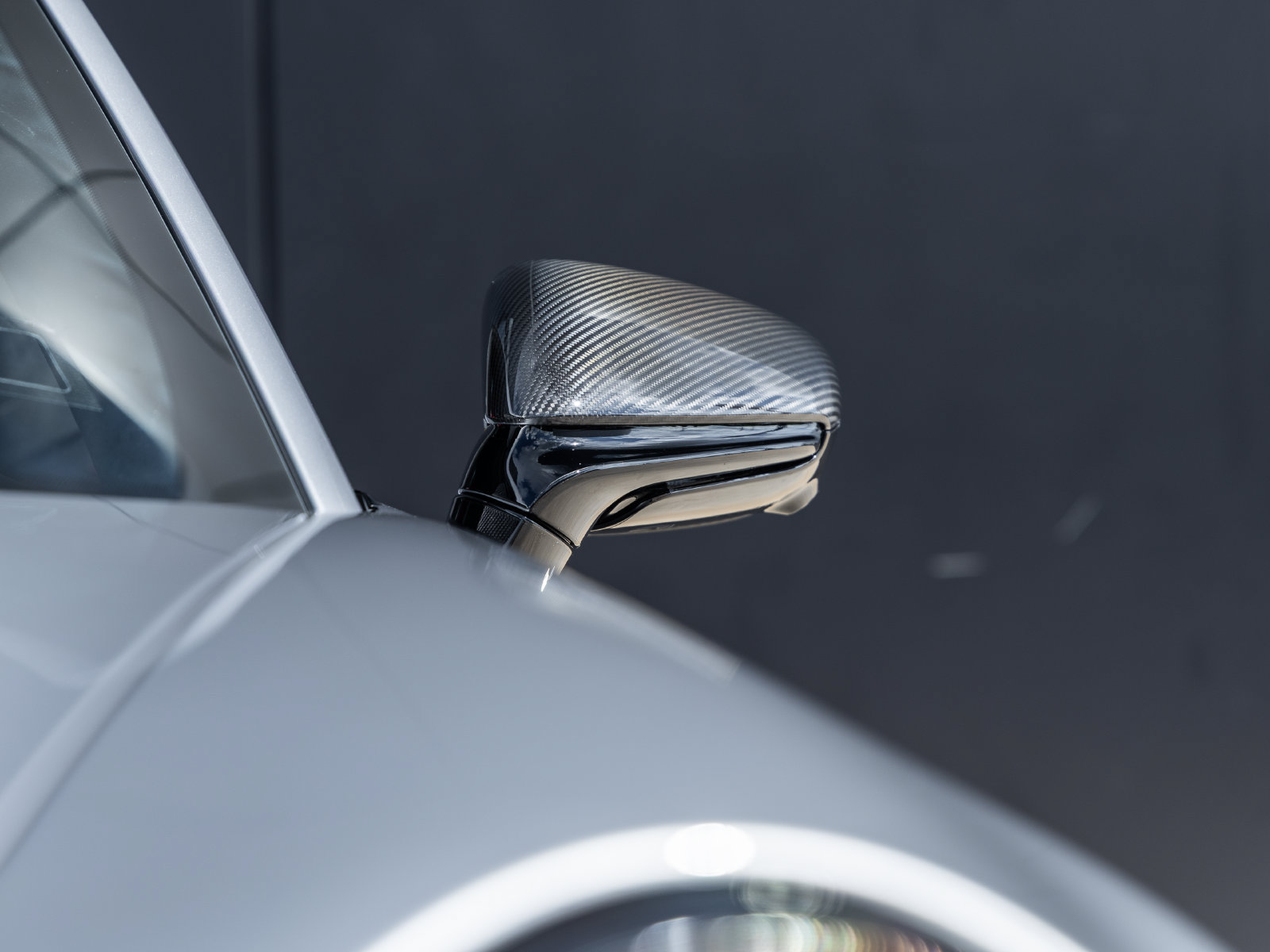 Used 2025 Porsche 911 Carrera RWD image 19