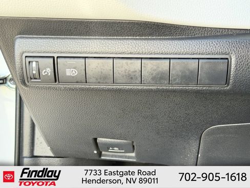Certified 2025 Toyota Corolla XSE FWD image 22