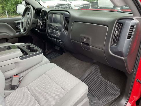 Used 2017 Chevrolet Silverado 1500 Custom w/ Custom Convenience Package RWD image 14
