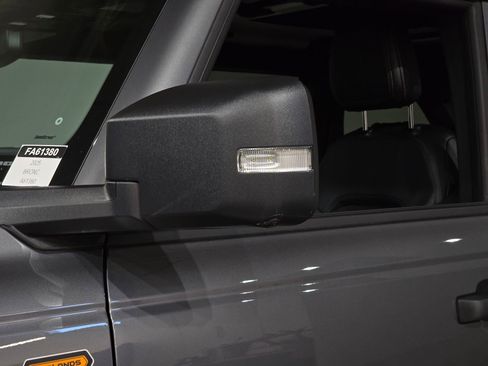 New 2025 Ford Bronco Badlands image 14