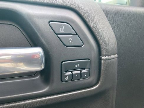 Used 2022 GMC Sierra 3500 Denali w/ Denali Ultimate Package image 13