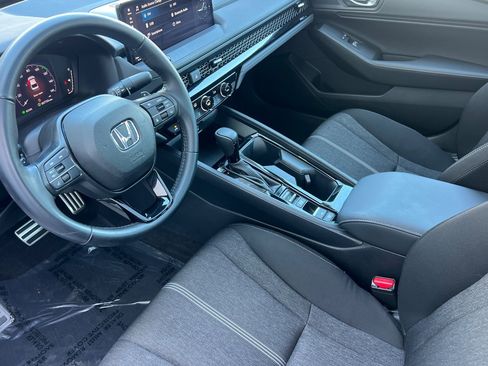 Used 2024 Honda Accord Sport image 4