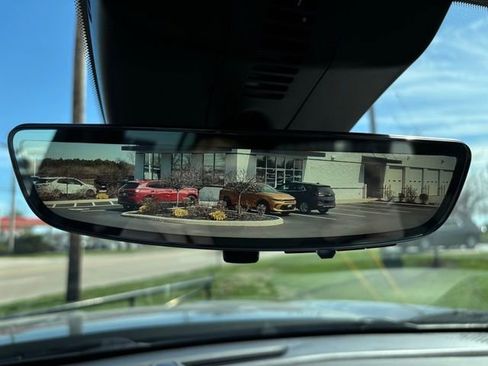 Used 2025 GMC Acadia Denali w/ Super Cruise Package image 13