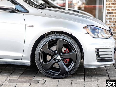 Used 2015 Volkswagen GTI S image 10