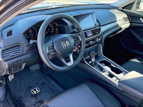 Used 2020 Honda Accord LX image 17