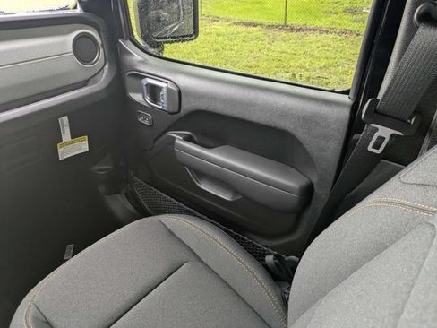 New 2026 Jeep Wrangler Unlimited Sport AWD/4WD image 17