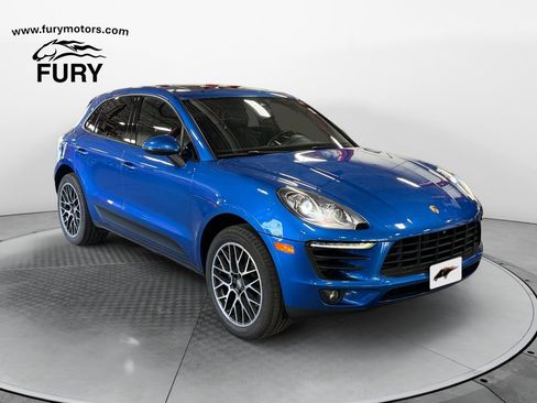 Used 2017 Porsche Macan AWD/4WD image 1
