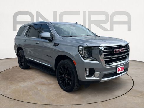 Used 2023 GMC Yukon SLT w/ SLT Premium Package AWD/4WD image 4