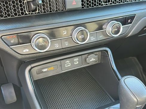 Used 2024 Honda CR-V EX image 18