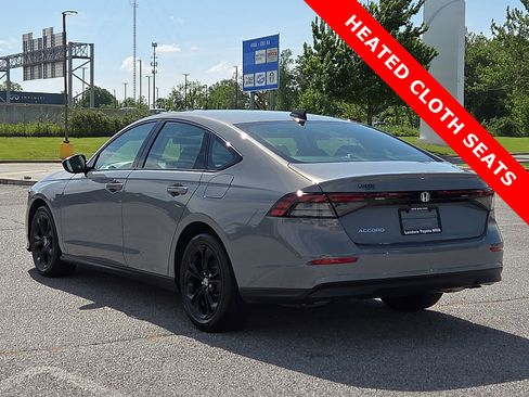Used 2025 Honda Accord SE image 4