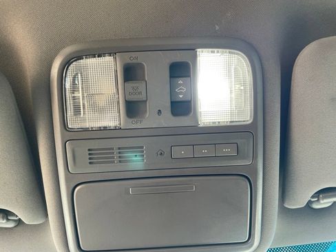 Used 2011 Honda Pilot EX-L image 12