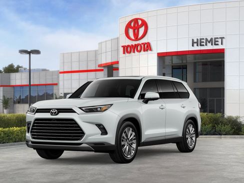 New 2026 Toyota Grand Highlander AWD image 1