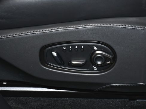 Used 2023 Aston Martin DBX AWD/4WD image 58