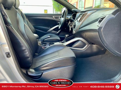 Used 2016 Hyundai Veloster w/ Option Group 02 image 16