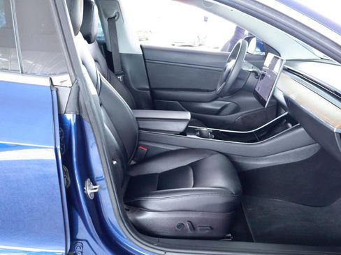 Used 2018 Tesla Model 3 Mid Range RWD image 34