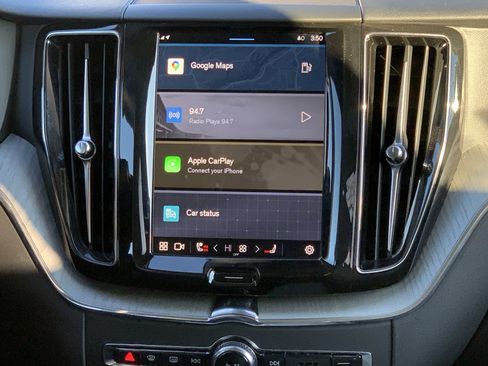 Used 2025 Volvo XC60 B5 Plus w/ Climate Package image 31