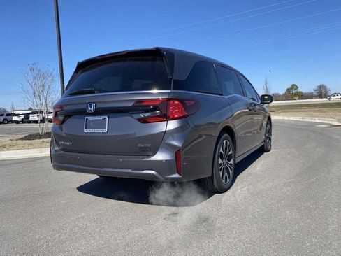 New 2026 Honda Odyssey Elite image 5