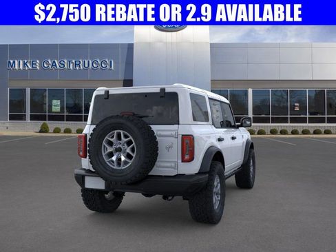 New 2025 Ford Bronco Badlands image 8