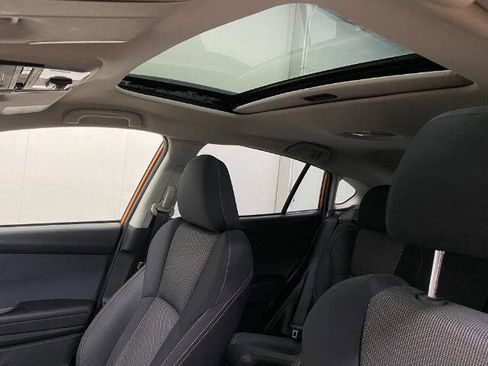 Used 2018 Subaru Crosstrek 2.0i Premium AWD/4WD image 12