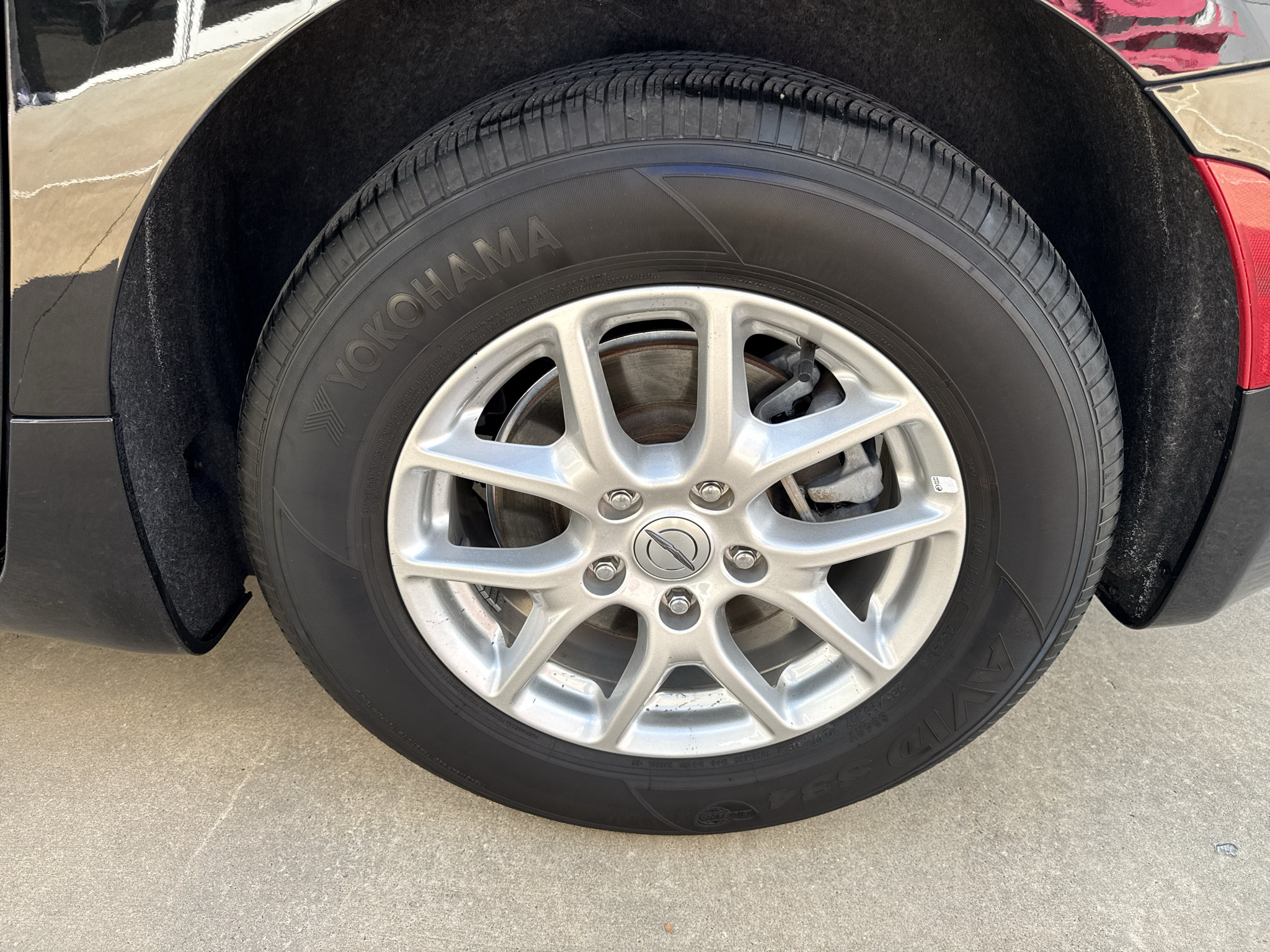 Used 2025 Chrysler Pacifica Select FWD image 11